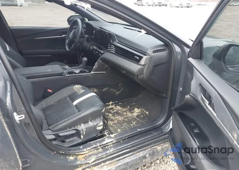 2025 Toyota Camry Se from USA, damaged, VIN 4T1DBADK5SU512177